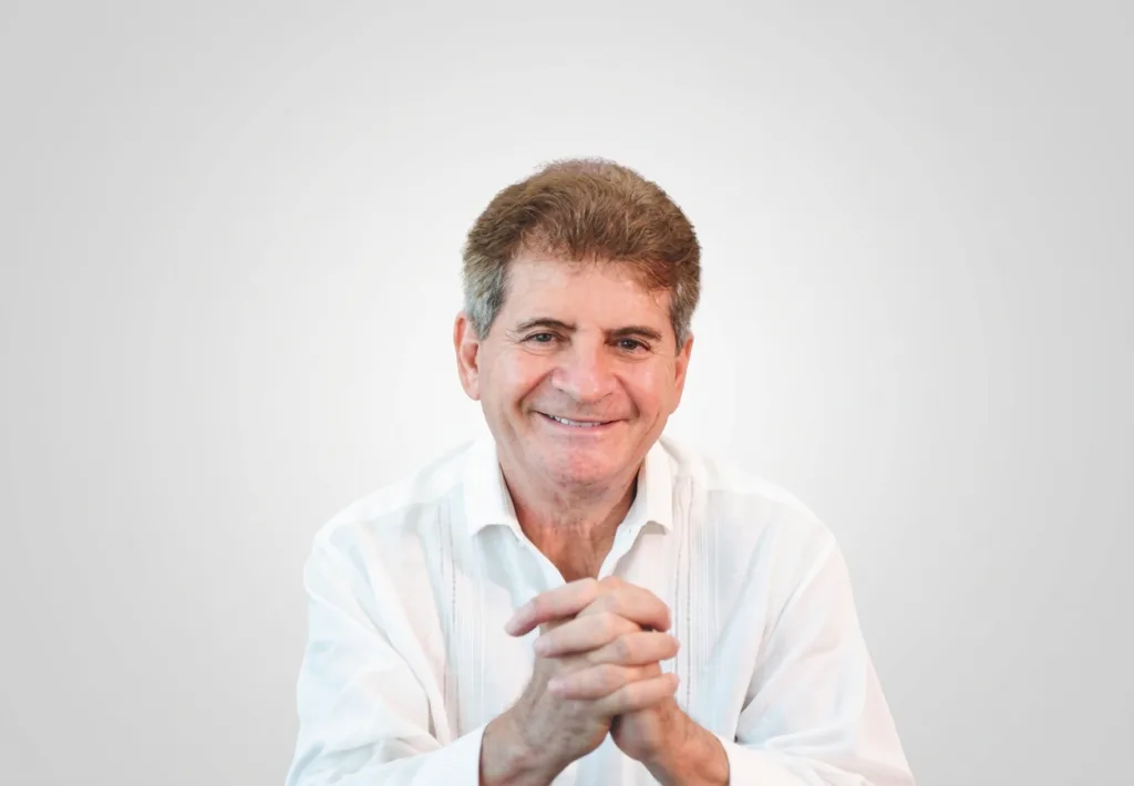 Dr. Luis Escaf Jaraba, director científico de VIU